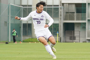 10　アシスト-300x200 格上相手に大勝！６年ぶりに大阪選手権決勝へ